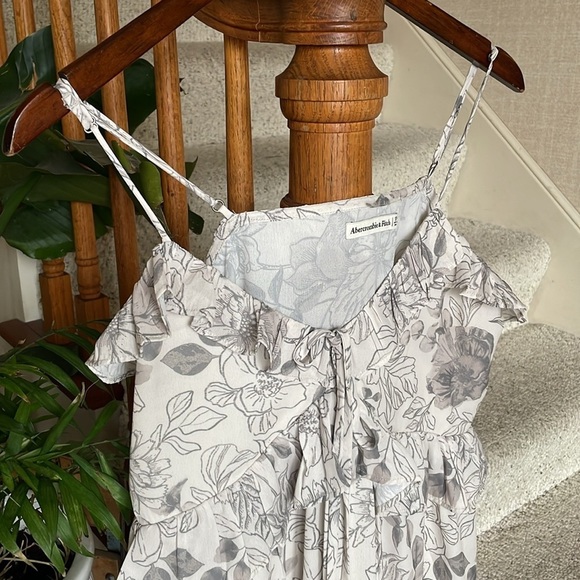 Abercrombie & Fitch Silk Floral Spaghetti Strap Dress White and Gray - Picture 4 of 10
